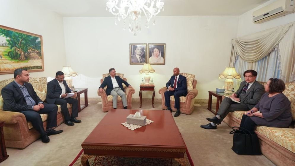 Canadian High Commissioner meets Tarique Rahman