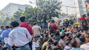 Chhatra Dal takes position outside EC for 3 demands