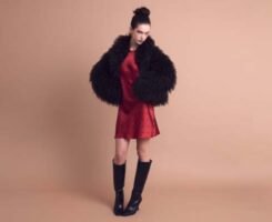 Mix and mismatch: if it doesn’t go with anything, it goes with everything