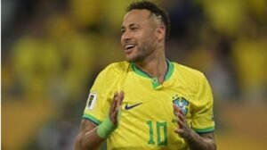 Neymar begins recovery after knee surgery ahead of World Cup bid