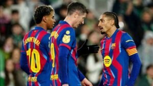 Barca edge Racing Santander 2–0 to reach Copa del Rey quarter-finals