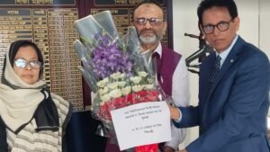 DU VC Niaz Ahmed Khan resigns