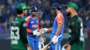 Boycott averted, India and Pakistan set for World Cup blockbuster