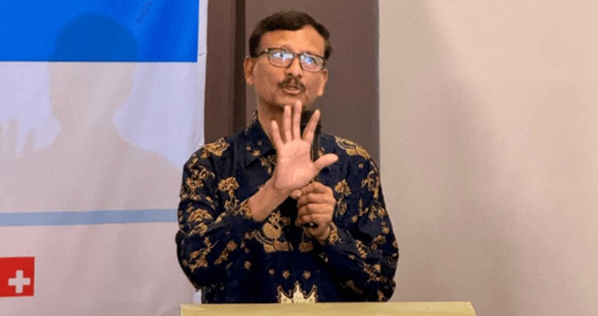 Foreign Adviser hopes voter turnout to exceed 55%