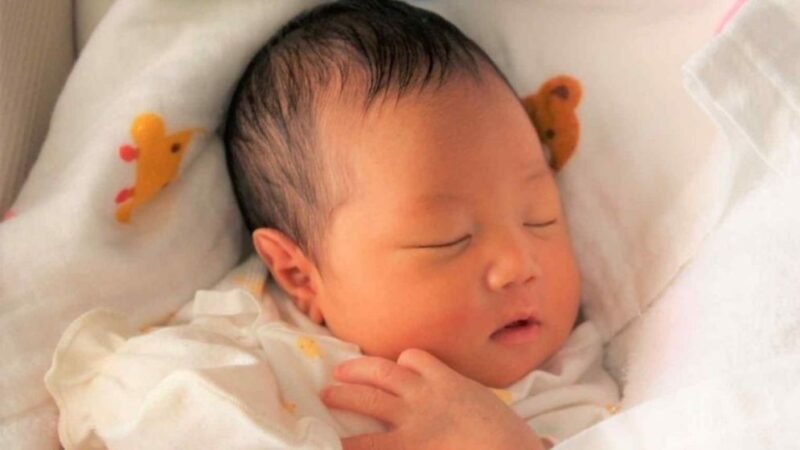 Japan births fall for 10th straight year