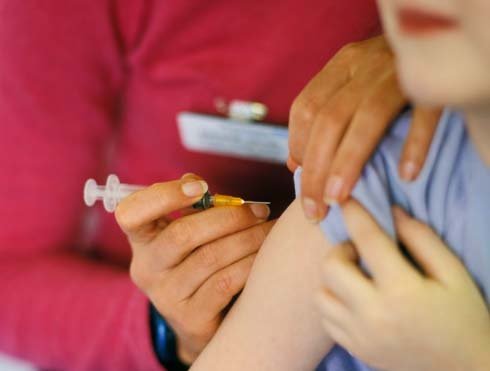 NHS ’clearly failing’ to ensure children get measles vaccine, experts warn