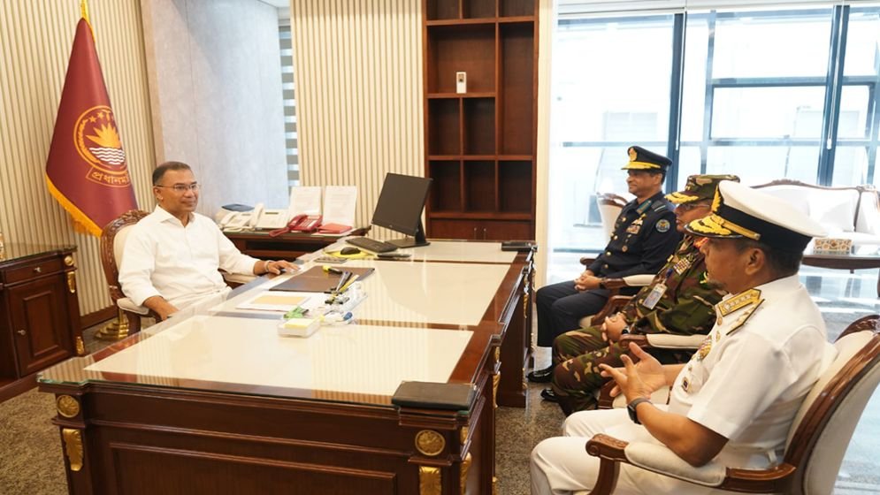 Three service chiefs meet Prime Minister Tarique Rahman