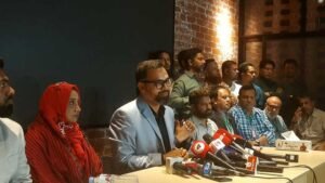 ‘Govt moves to clear legal hurdles for return of Shakib, Mashrafe’