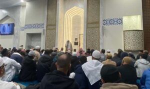 Bangladeshi expatriates celebrate Eid in the UK