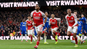 Arsenal win set-piece battle to sink Chelsea in title boost