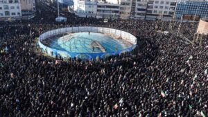 Thousands protest in Indian Kashmir at death of Khamenei