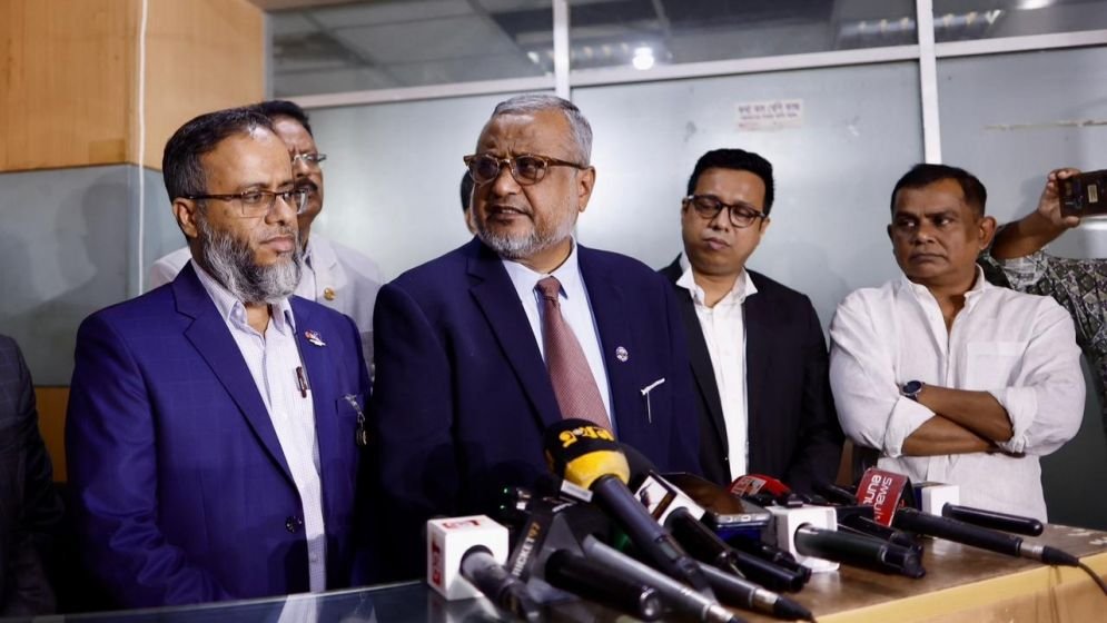 Probe body submits BCB election report, suggests constitutional changes