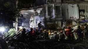 Two kiIled as Iranian missile hits Israeli residential building