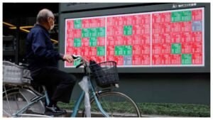 Stocks rise, oil near $100 as Trump extends Iran ceasefire