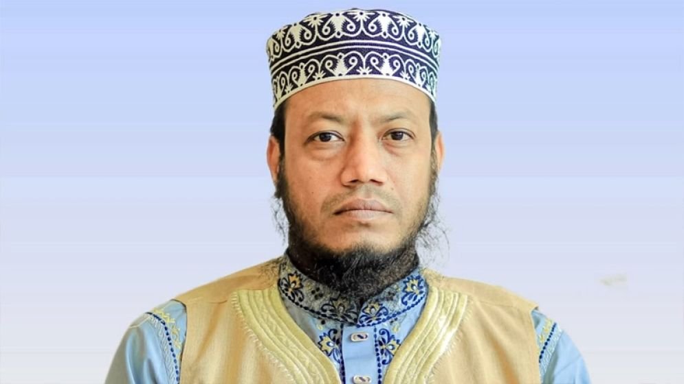 Arrest warrant issued against MP Amir Hamza