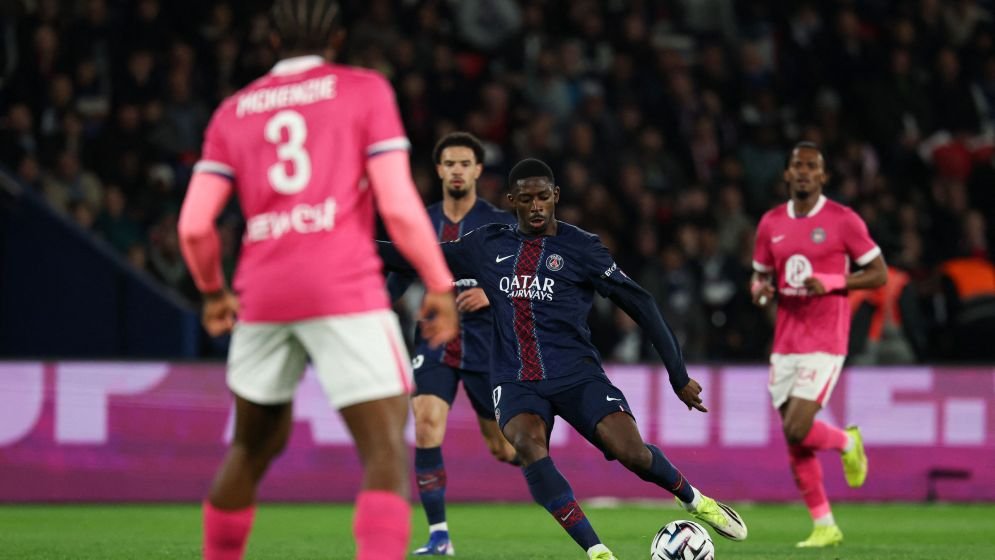 Dembele leads PSG to victory ahead of Liverpool tie