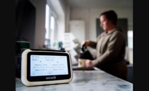 Give all UK households a set amount of subsidised energy, says thinktank