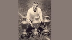 Real Madrid great Santamaria dies at 96