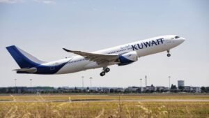 Kuwait reopens airspace after two-month closure