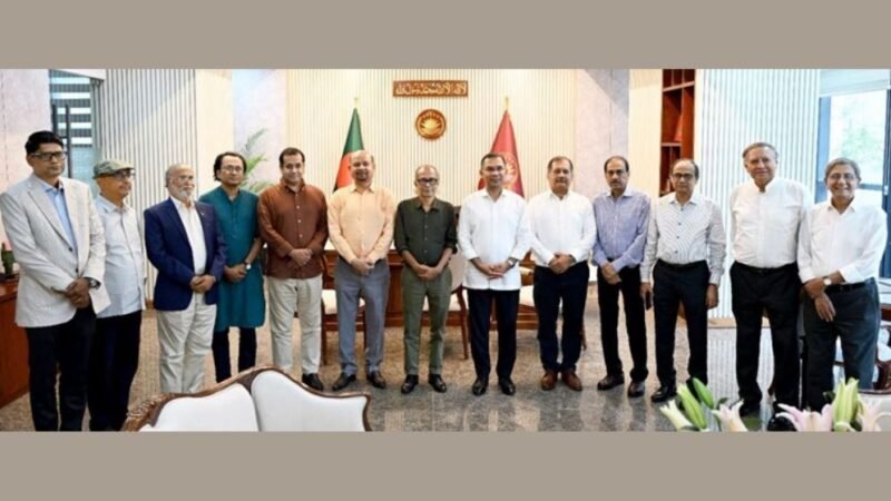 Editors’ Council leaders call on PM