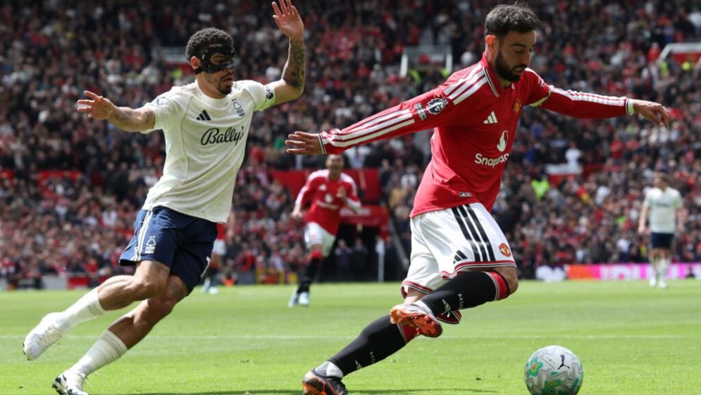 Fernandes equals assist record