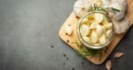 DYK The Garlic In Your Kitchen Can Double As A Haircare Miracle