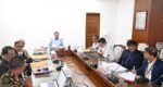 PM holds meeting on closed textile and jute mills