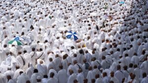26 May Hajj: 73,182 Bangladeshi pilgrims reach Saudi Arabia