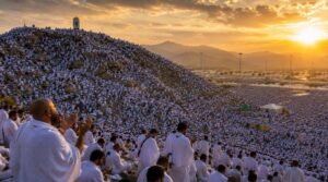 Pilgrims gather at Arafat for spiritual climax of Hajj