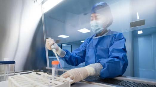 UK scientists developing Ebola vaccine that could be ready for trials in months