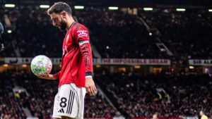 Fernandes and the art of the assist as record beckons