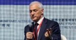 Standard Chartered CEO apologises for ‘upset caused’ by AI comments