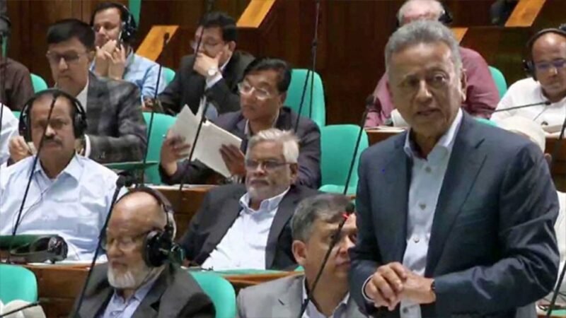 Finance Minister delivering national budget speech