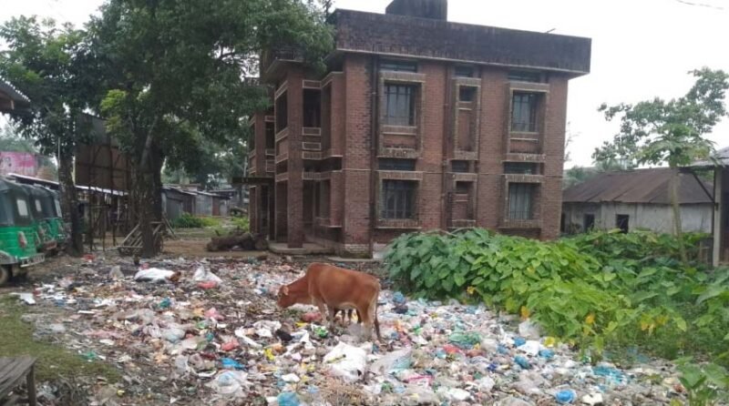 Filth at the front door: A health centre drowning in its own neighbourhood’s waste