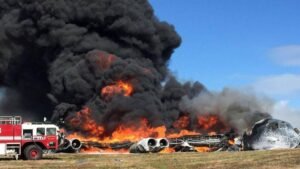 Eight dead in fiery US B-52 bomber crash in California