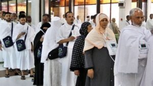 21,343 Bangladeshi Hajj pilgrims return home