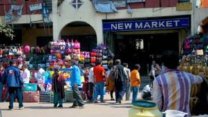 Kolkata traders distribute sweets as tourist visas for Bangladeshis resume