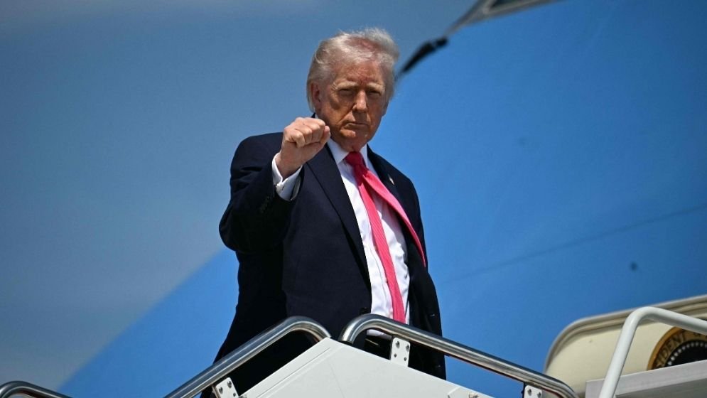Trump says US ‘must’ respond after Iran downs helicopter