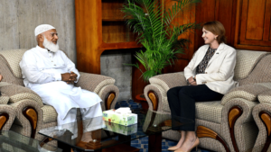 Australian high commissioner calls on opposition leader