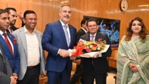 Turkish FM arrives in Dhaka on two-day visit