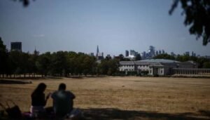 May, June heatwaves caused 2,877 extra deaths in England
