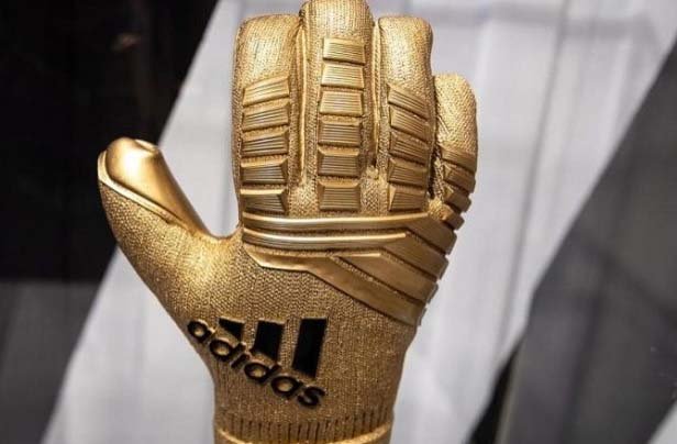 Who will win the Golden Gloves?