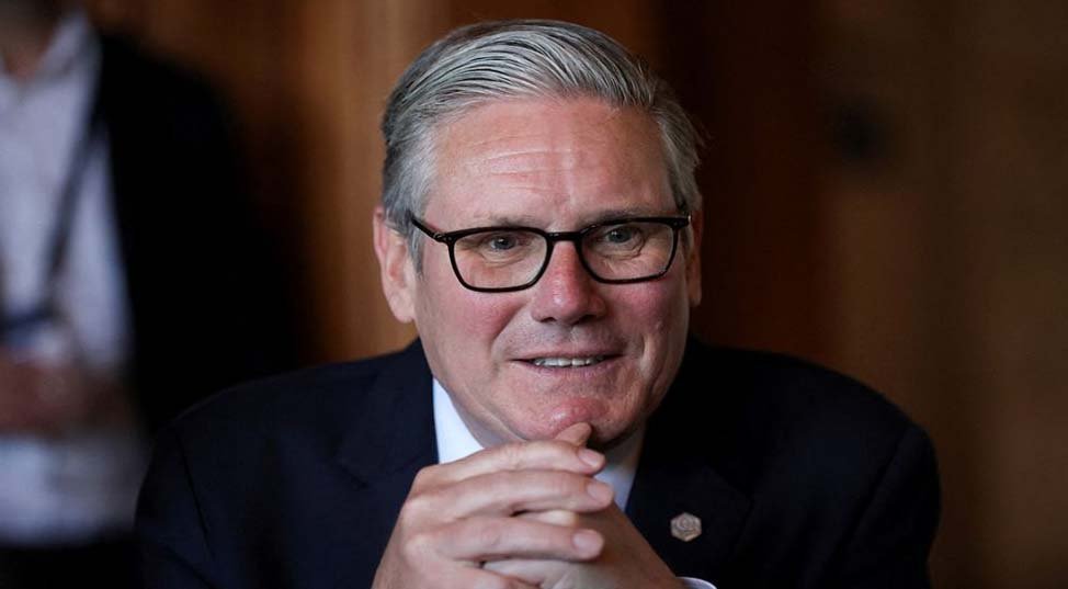 Outgoing UK PM Starmer visits Ukraine