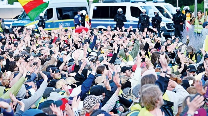 Germany mass protests fail to stop AfD congress