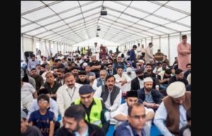 UK’s largest Muslim event goes ahead with added security as hate crime rises
