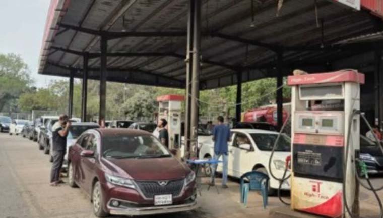Stoves go cold as gas shortage worsens; CNG queues grow