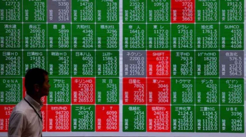 Asian stocks surge as investors focus more on AI than Middle East attacks