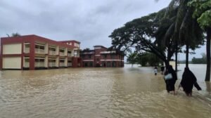 Floods, landslides in Cox’s Bazar leave 22 dead, 3 lakhs marooned
