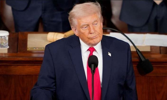 Trump’s performance falls to 33pc, lowest of his presidency, Reuters survey