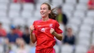 Prendergast takes four as Fire beat Super Giants